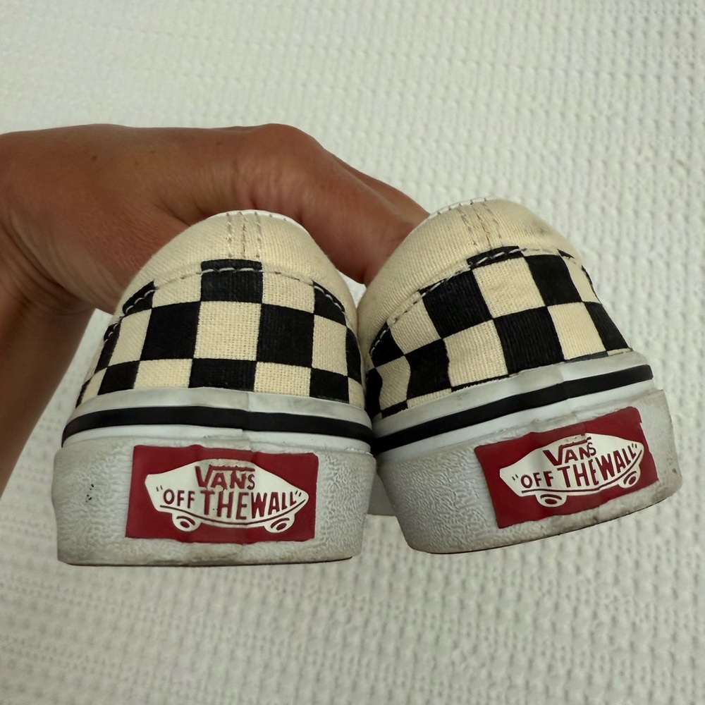 Vans unisex size 11 black and cream checkered slip ons - Picture 5 of 6